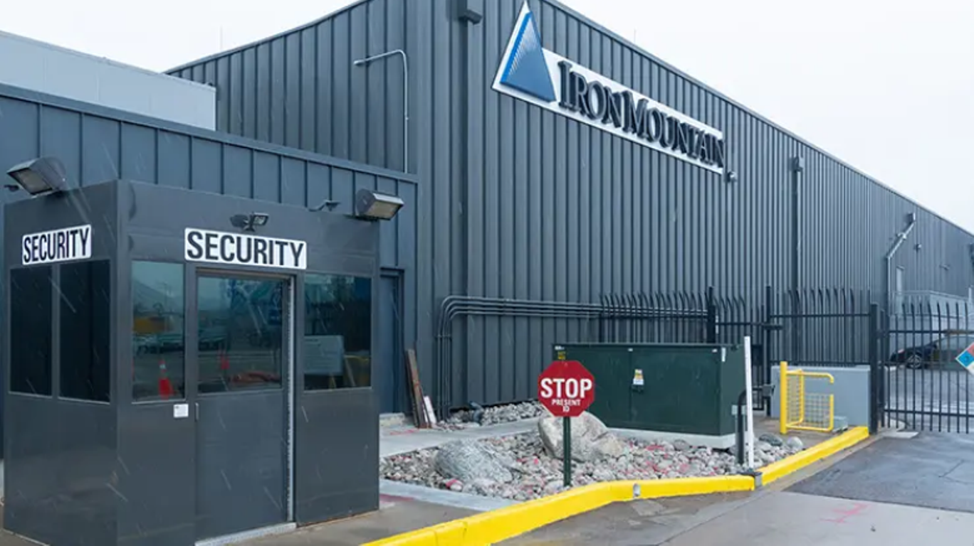 Customizable Colocation Solutions, Iron Mountain Data Centers (Denver ...