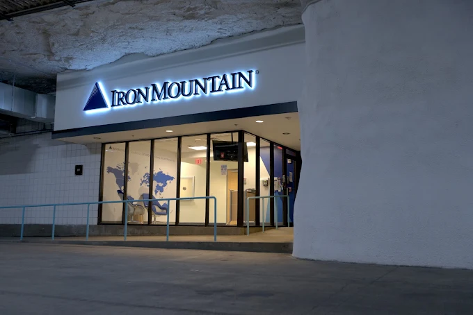 Customizable Colocation Solutions, Iron Mountain Data Centers (Kansas ...