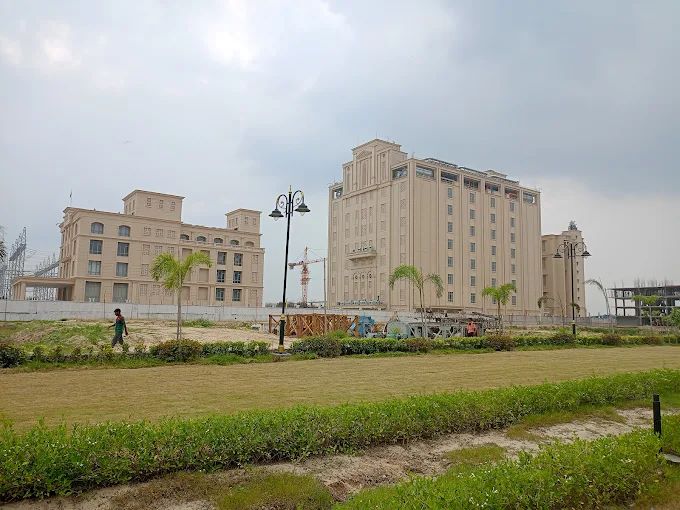 noida-dc-1